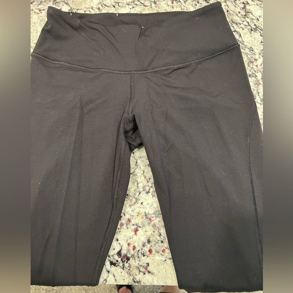Victoria Sport workout leggings. Size small. Black